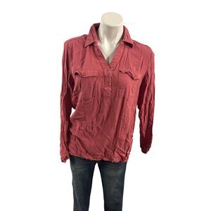 Magellan button down size large